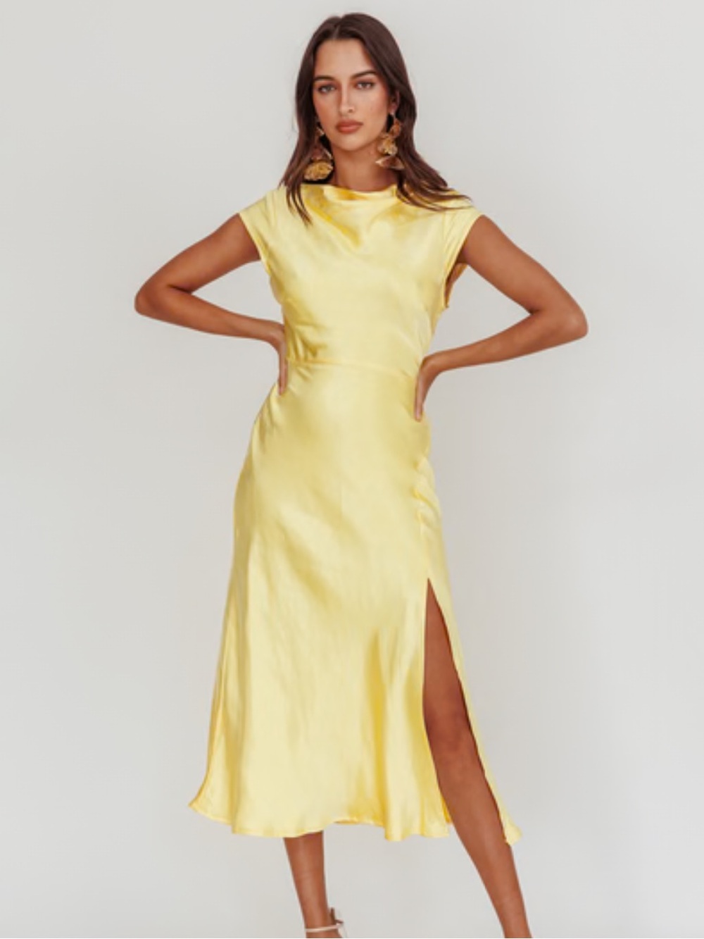NWT Selfie Leslie Lucinda Twist Back Midi Dress in Butter Yellow